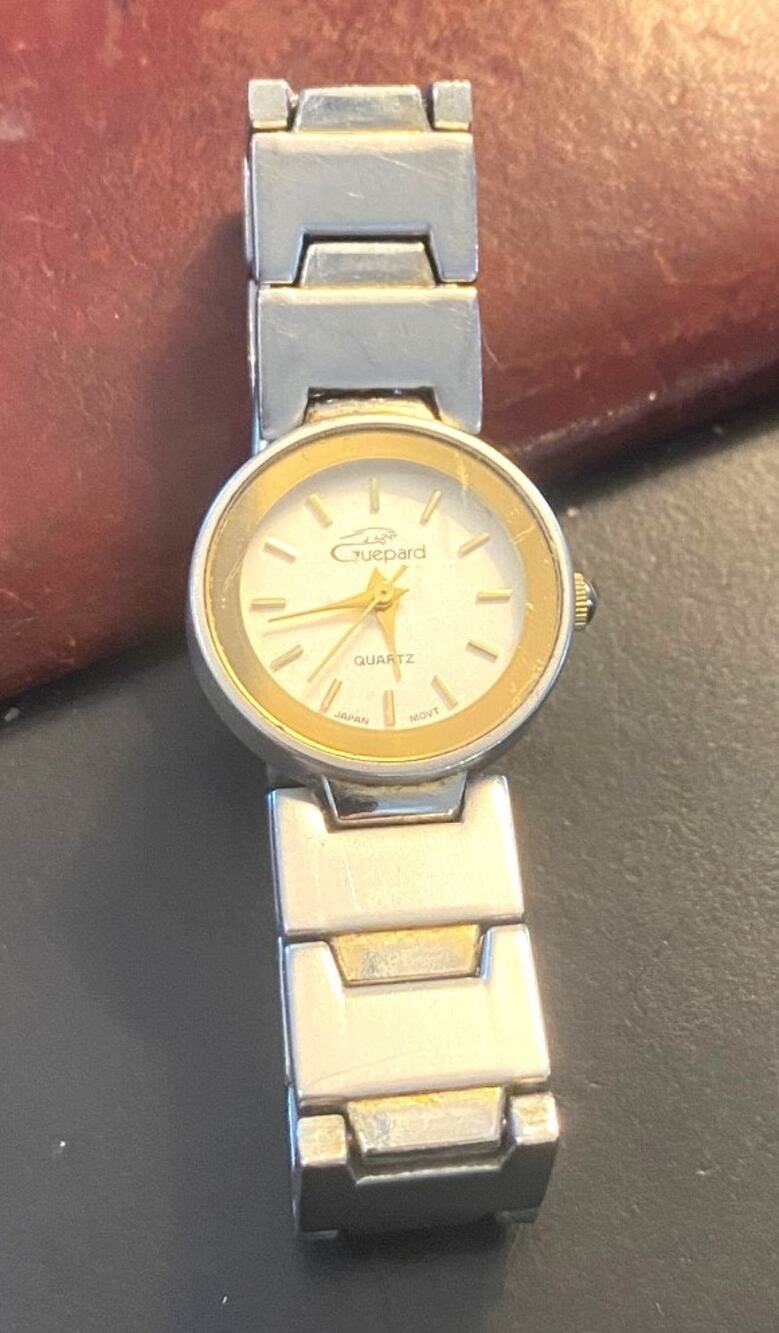 VTG Woman's Guepard Watch, Two Tone, New Battery, Link Band
